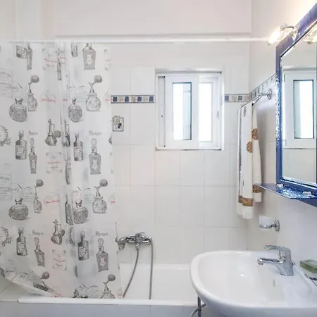 Artsy&charming 70 M2 Flat- 300 Mtrs From The Apartment
