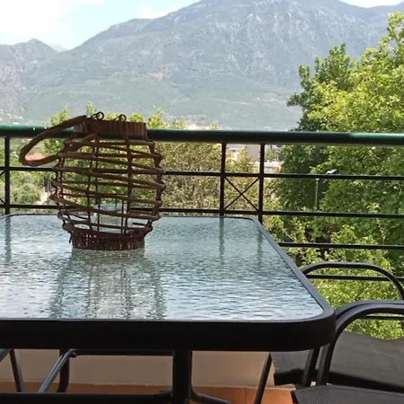 Artsy&charming 70 M2 Flat- 300 Mtrs From The *